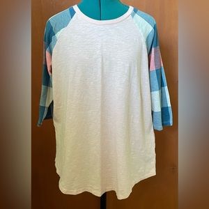 Super soft by torrid crew neck classic fit tee